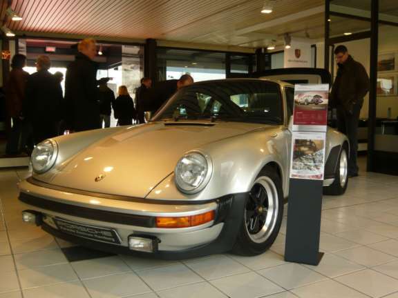 Praesentation Des Neuen Porsche 911 Turbo Bild02
