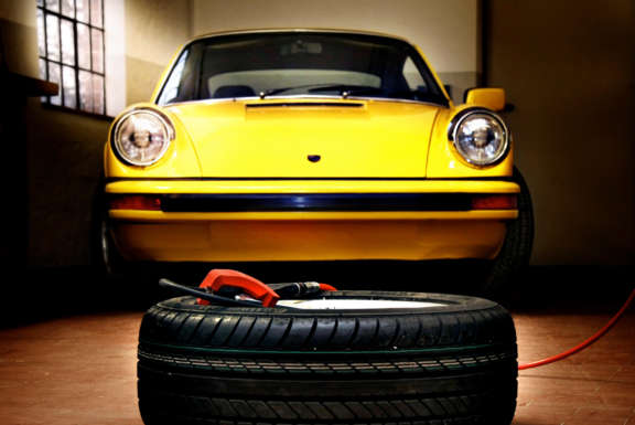 Grand Classic Wallpaper Porsche 911 S Werkstatt