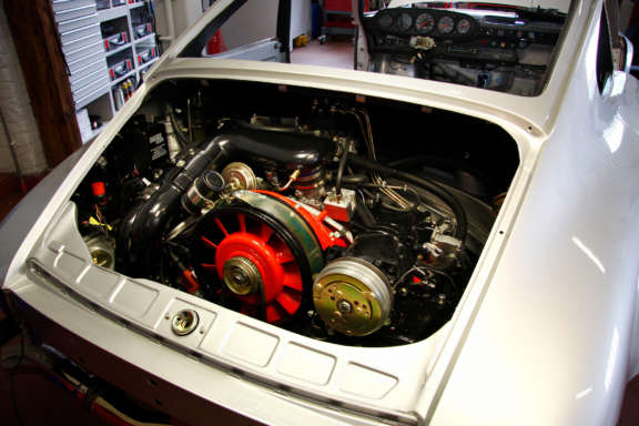 Komplett Restauration Porsche 930 Silber Metallic