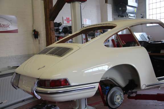 Endmontage Porsche 912