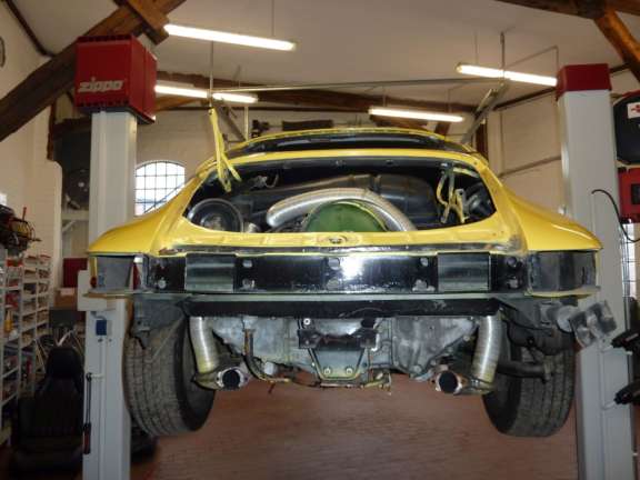 Demontage Basisfahrzeug