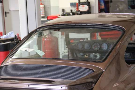 Endmontage Porsche 930 Turbo